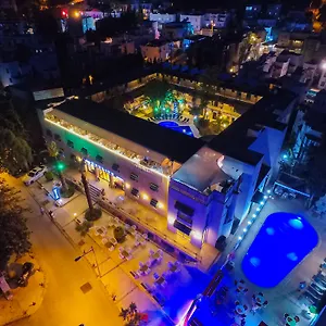Hotel Skylife